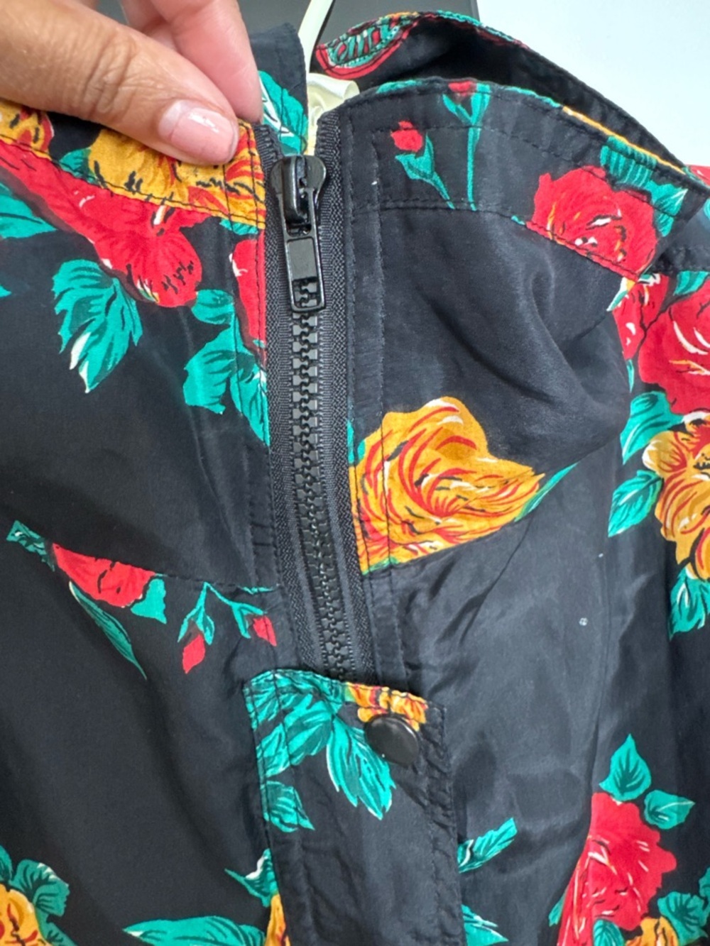 Vintage 90s Activewear Floral Silk Bomber Jacket Roses High Funnel Neck - Picture 4 of 6